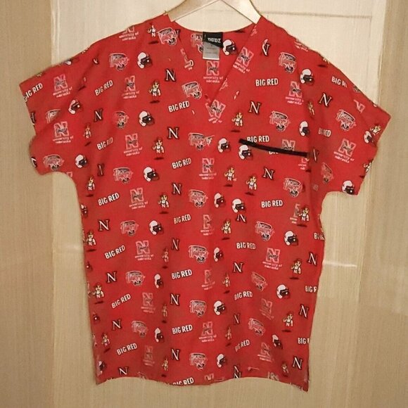 Scrub Dudz Red University Of Nebraska Scrub Top Small - Picture 1 of 6